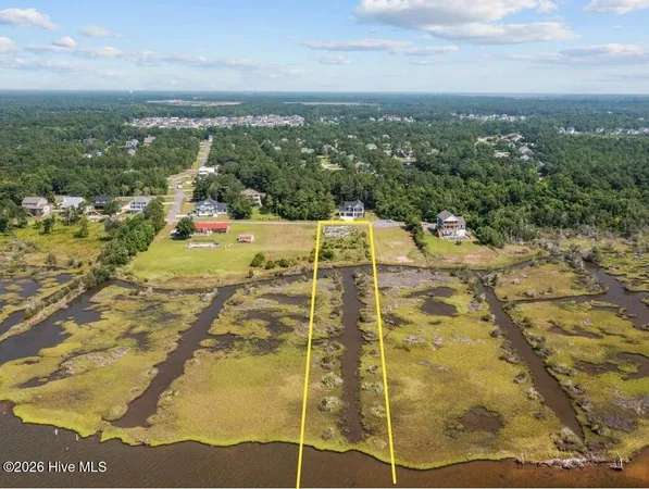 $585,000 | 110 Sea Level Lane, Sneads Ferry, NC 28460