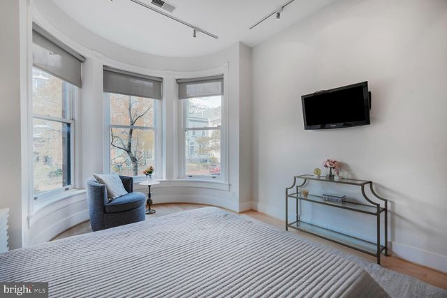 $745,000 | 442 M Street Northwest, Unit 3, Washington, DC 20001