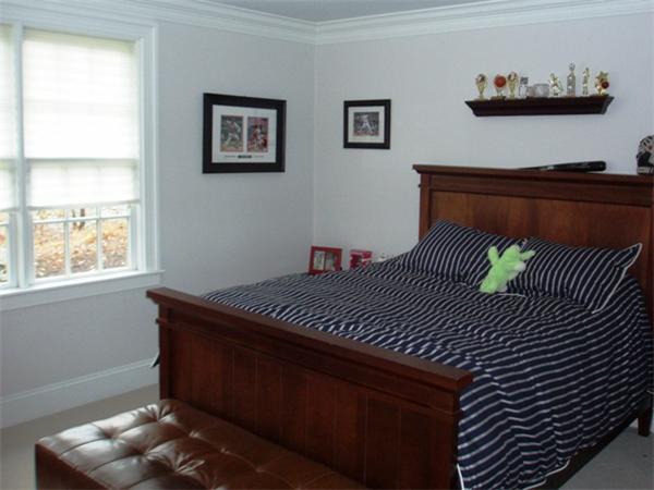 185 Country Way Needham, MA 02492 - Photo 11 of 13