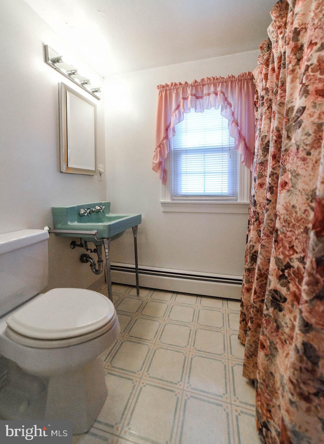 23235 Colton Point Road Avenue, MD 20609 - Photo 21 of 40 2nd level bathroom