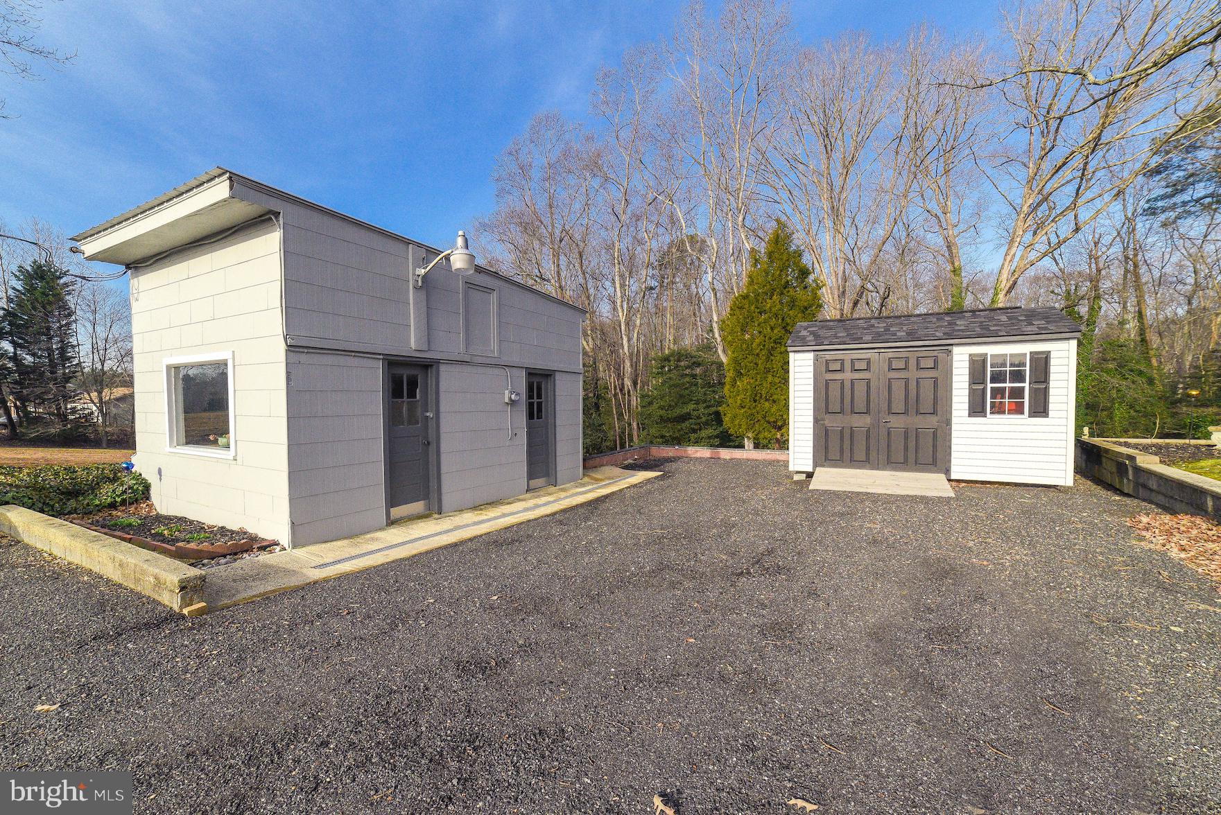23235 Colton Point Road Avenue, MD 20609 - Photo 36 of 40 Workshop and shed