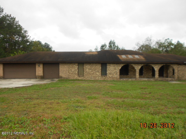 1390 Halsema Road North Jacksonville, FL 32220 - Photo 1 of 4 DSCN2179