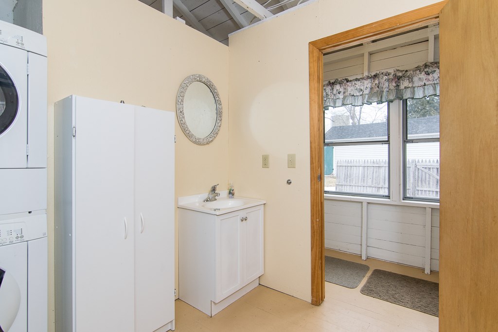 1060 Hathaway Point Road St. Albans Town, VT 05488 - Photo 24 of 34