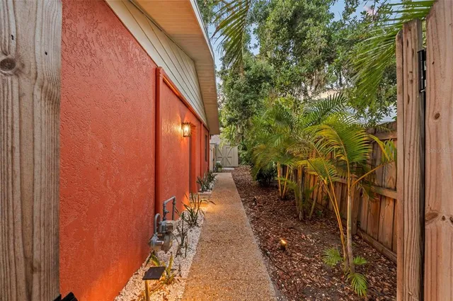 $1,500,000 | 941 Virginia Drive, Sarasota, FL 34234