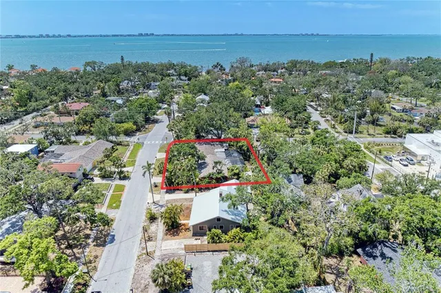 $1,500,000 | 941 Virginia Drive, Sarasota, FL 34234