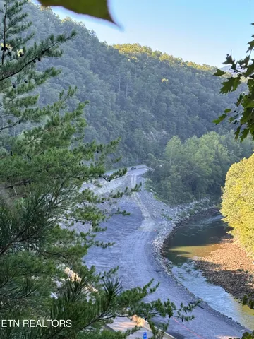 $29,500 | I-40, Hartford, TN 37753