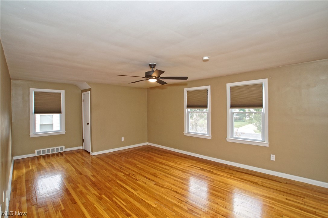 21015 Halworth Road Beachwood, OH 44122 - Photo 17 of 28