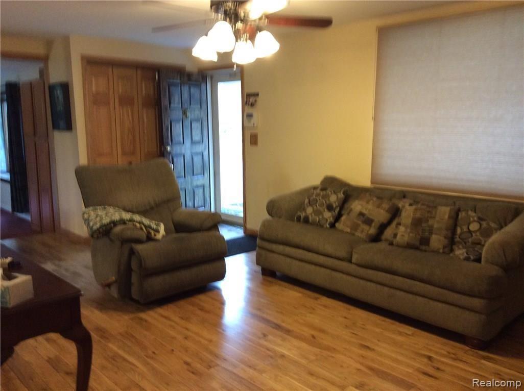 3805 Kane Road Carleton, MI 48117 - Photo 8 of 25 2018-01-11 11.28