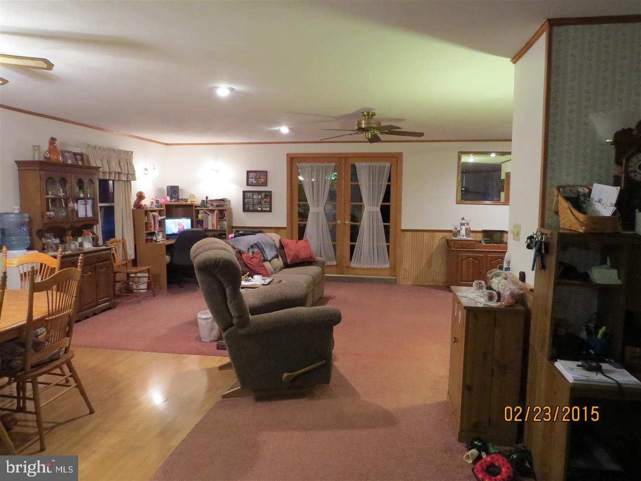 399 Montclair Road Gettysburg, PA 17325 - Photo 4 of 30