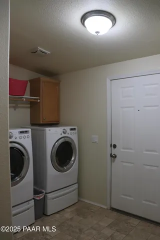 $280,000 | 44175 Cattle Drive, Ash Fork, AZ 86320