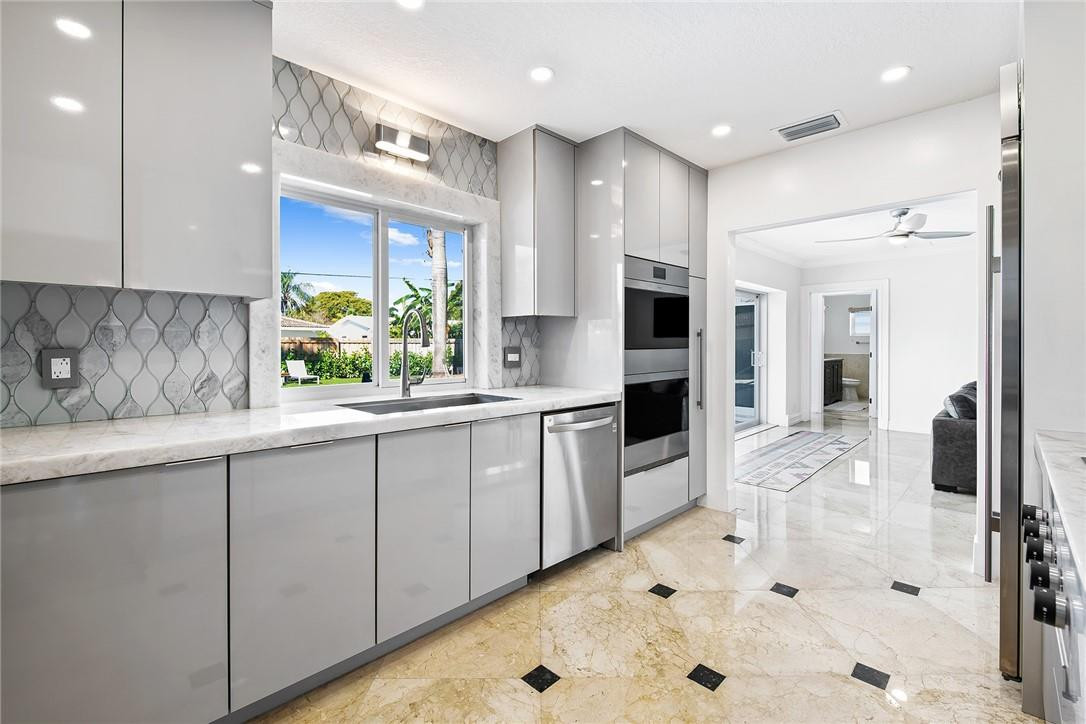 4761 Bayview Drive Fort Lauderdale, FL 33308 - Photo 6 of 25 Photo 6