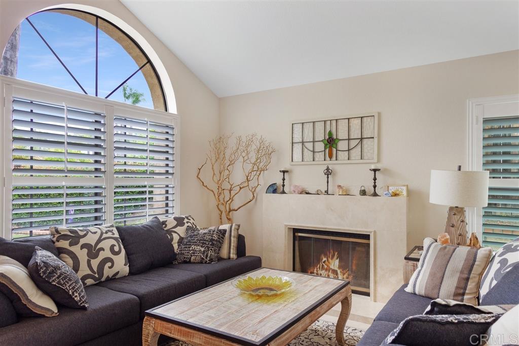 1465 Ozark Road Oceanside, CA 92056 - Photo 5 of 25