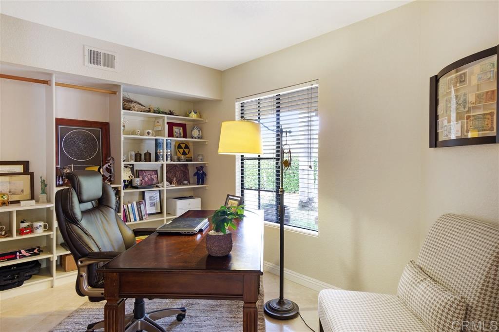 1465 Ozark Road Oceanside, CA 92056 - Photo 9 of 25