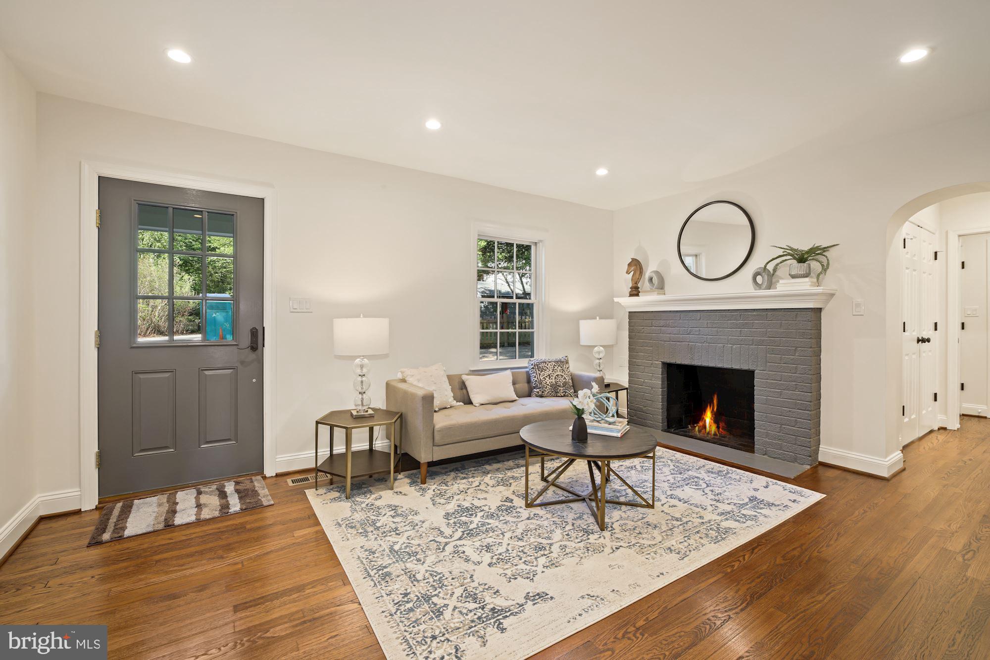 2817 Covington Road Silver Spring, MD 20910 - Photo 2 of 24 Gallery Image 2