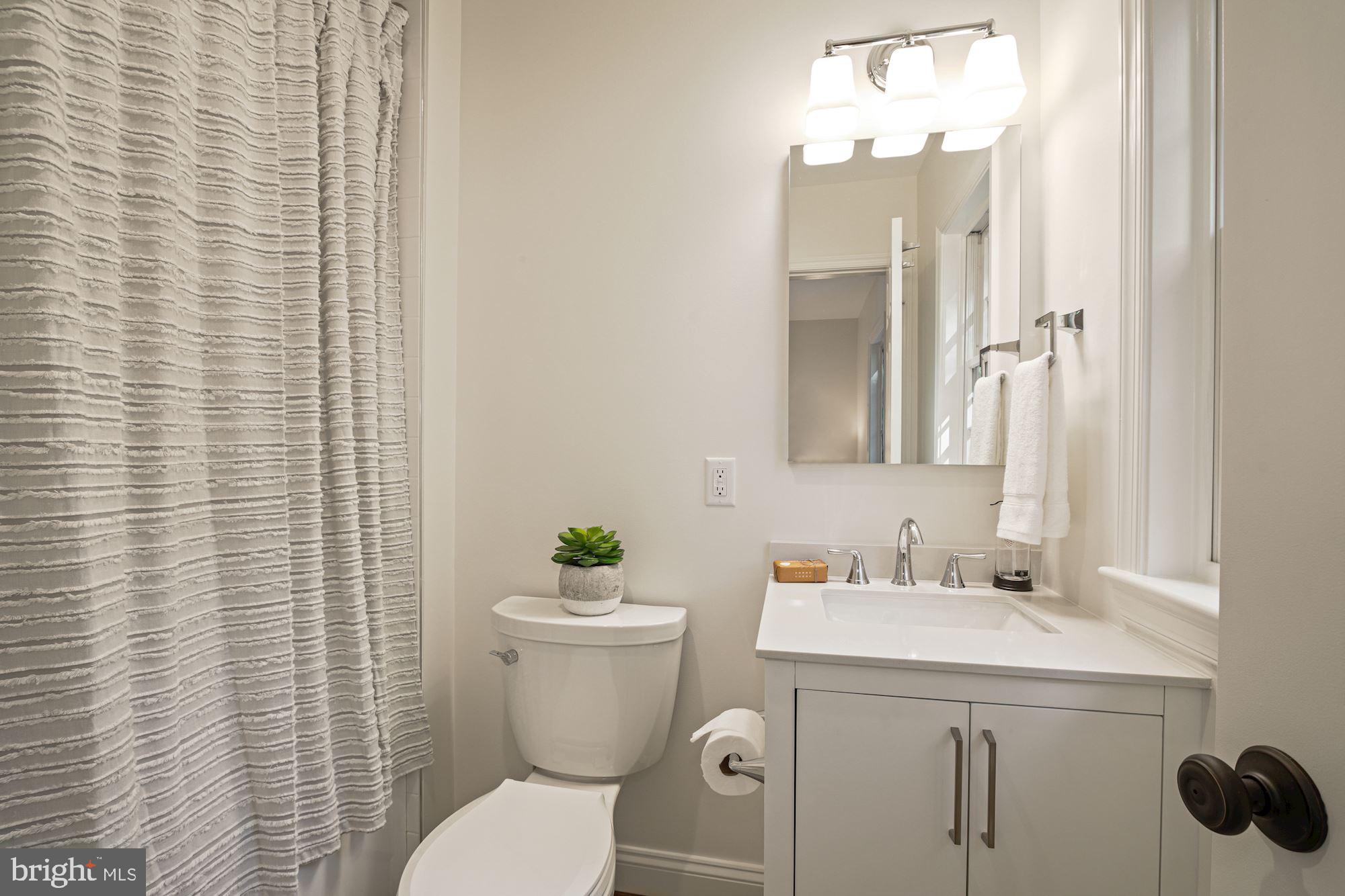 2817 Covington Road Silver Spring, MD 20910 - Photo 13 of 24 Gallery Image 13