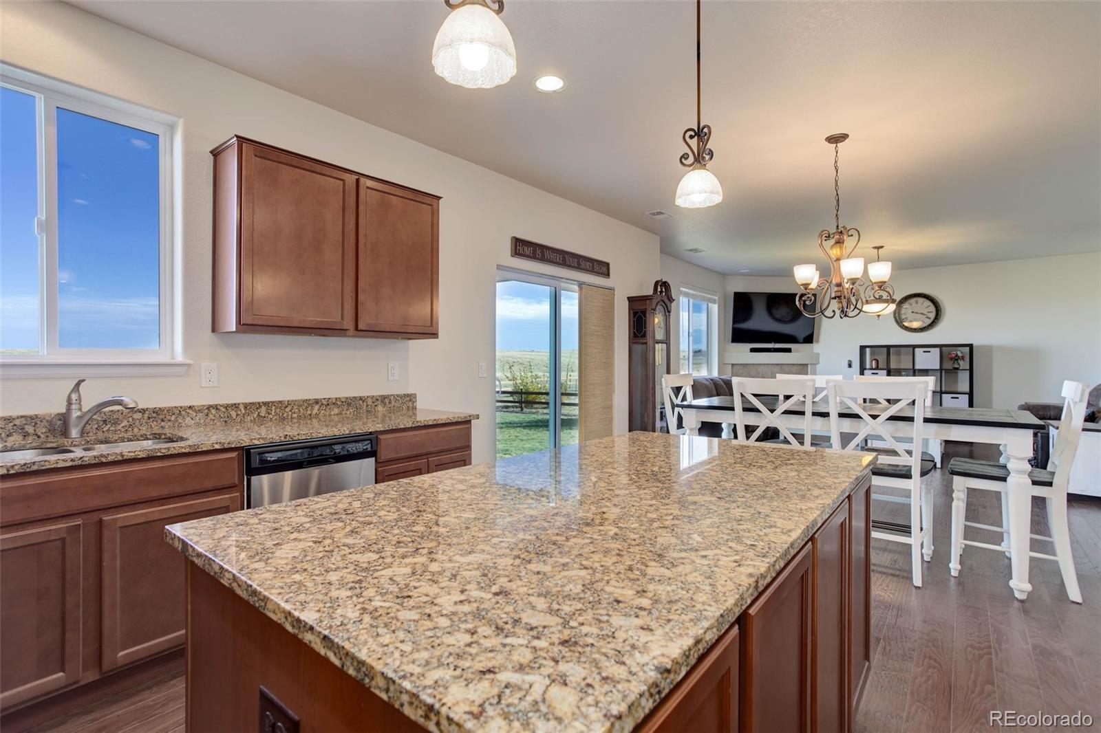 5784 Desert Inn Loop Elizabeth, CO 80107 - Photo 23 of 48 Gallery Image 23