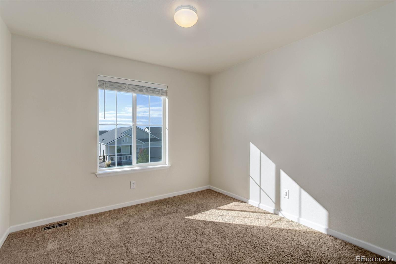 5784 Desert Inn Loop Elizabeth, CO 80107 - Photo 33 of 48 Gallery Image 33