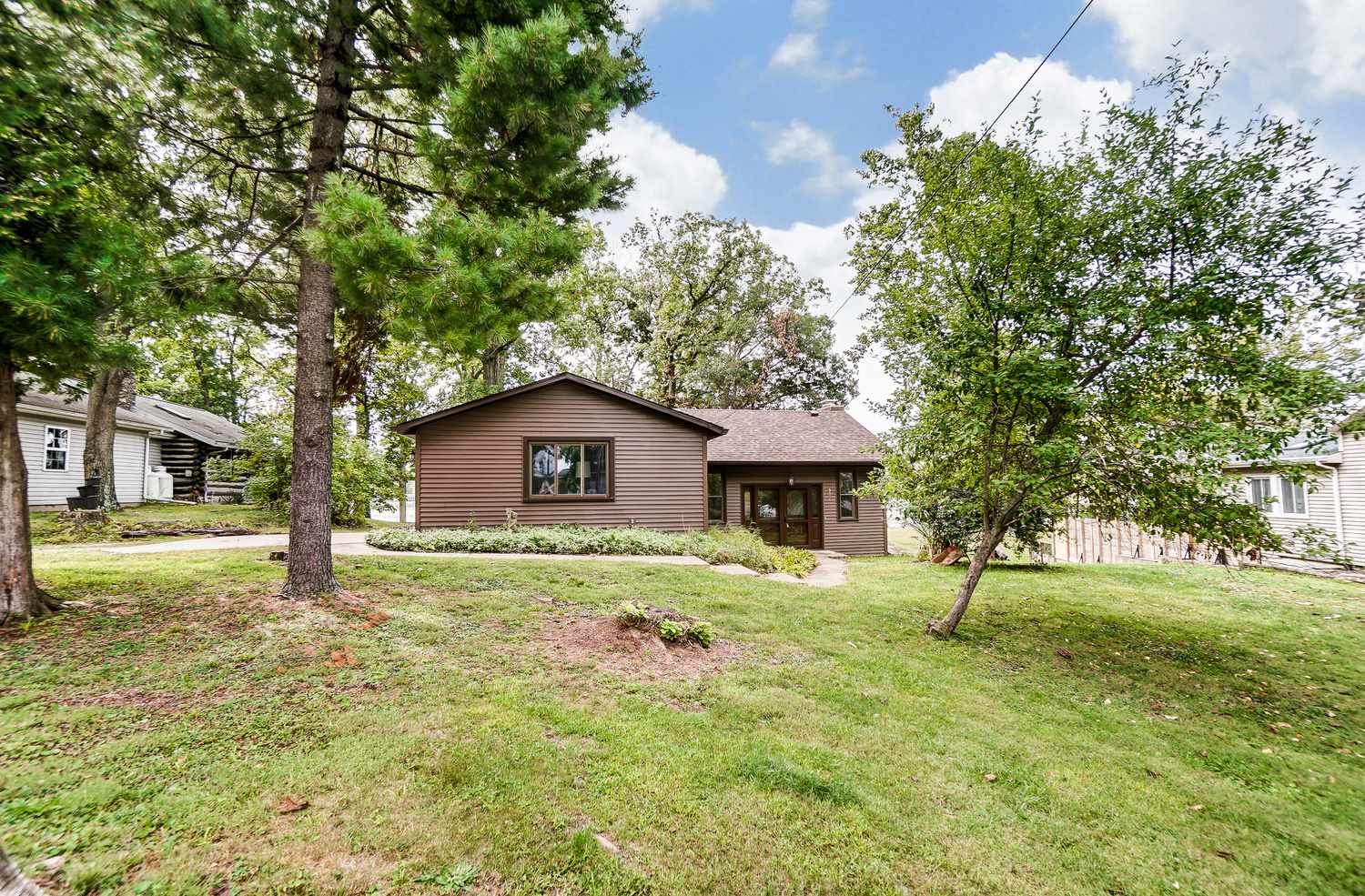 9876 North Eagle Island Road Rome City, IN 46784 - Photo 2 of 35