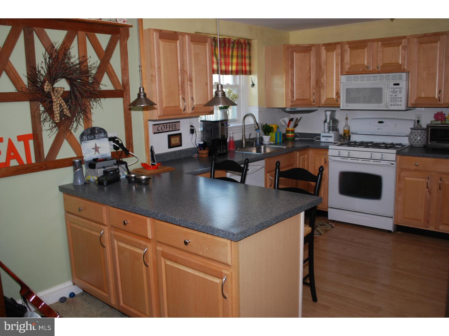 207 Bennett Road Springfield, PA 19064 - Photo 3 of 12 Kitchen