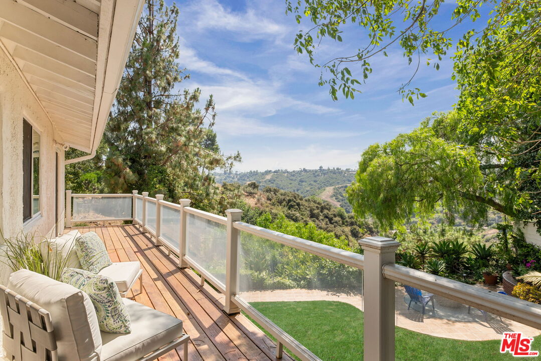 2829 Bottlebrush Drive Los Angeles, CA 90077 - Photo 19 of 40 a view of balcony with furniture