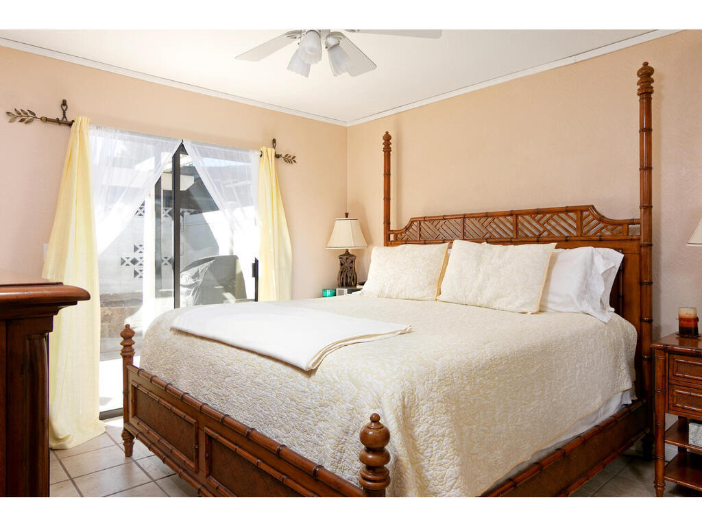 848 Woodland Avenue, Unit 6 Ojai, CA 93023 - Photo 11 of 29 848 Woodland Ave 6-011-027-Bedroom-MLS_S