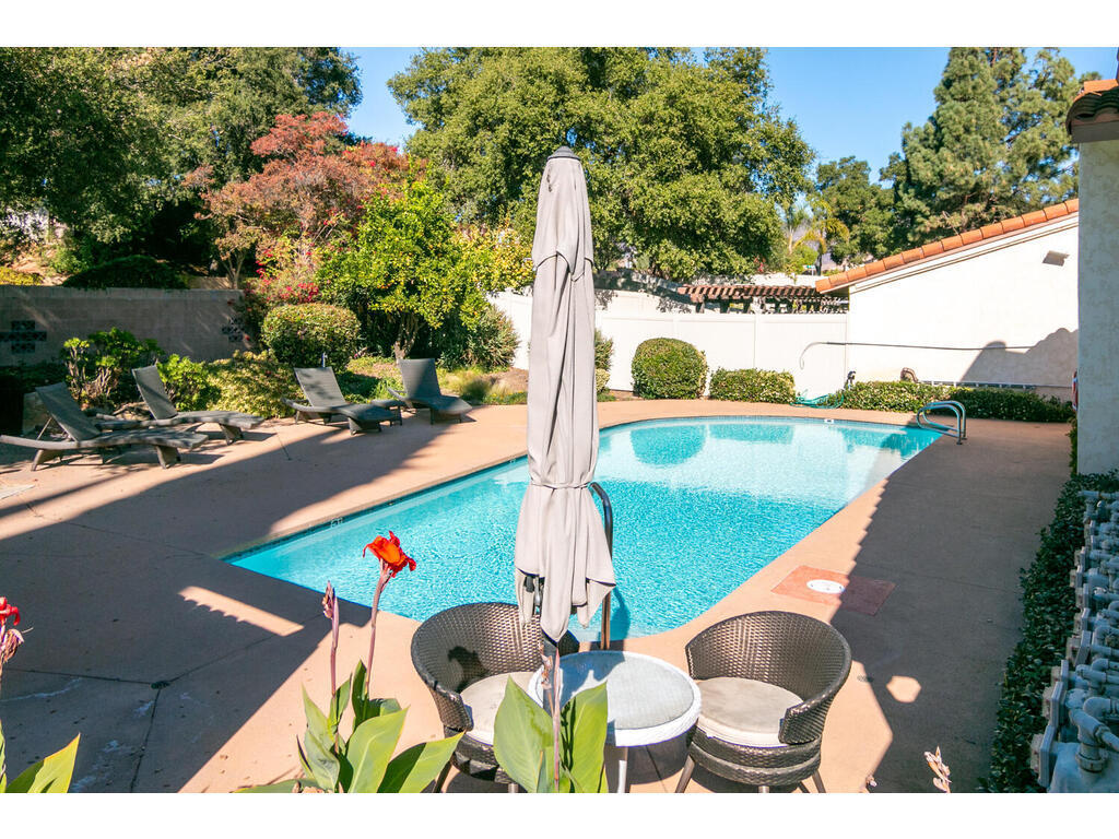 848 Woodland Avenue, Unit 6 Ojai, CA 93023 - Photo 21 of 29 848 Woodland Ave 6-021-023-Community Poo