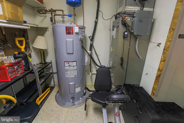 a view of walk in closet