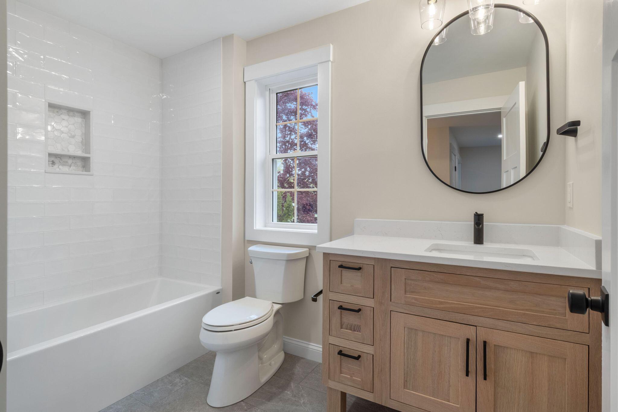 1092 State Road Eliot, ME 03903 - Photo 25 of 52 1092_State_Rd_058