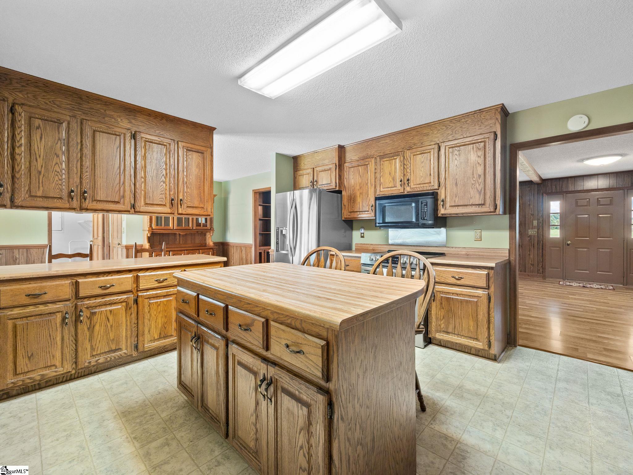 121 Maude Road Gaffney, SC 29340 - Photo 17 of 49