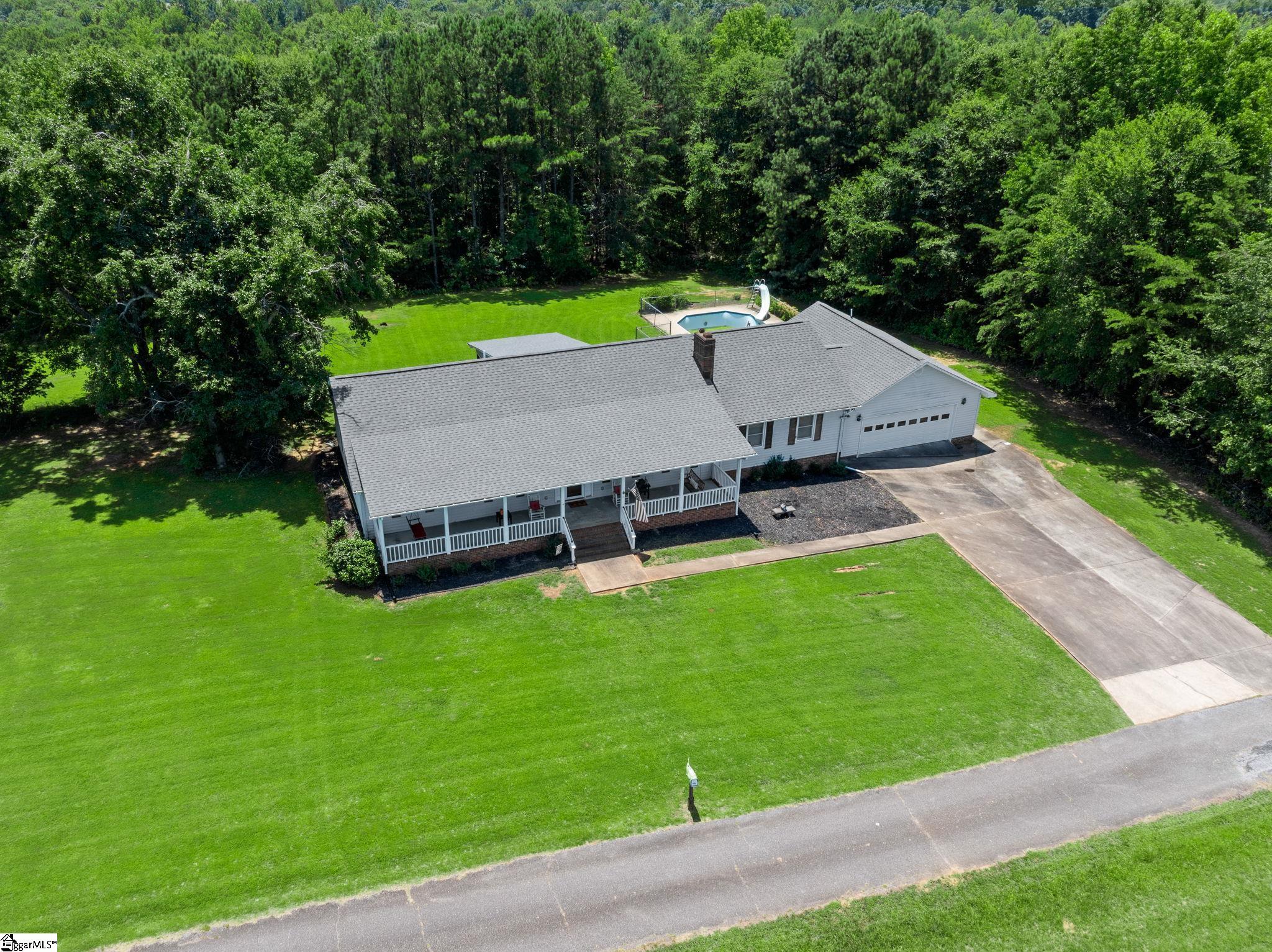 121 Maude Road Gaffney, SC 29340 - Photo 4 of 49