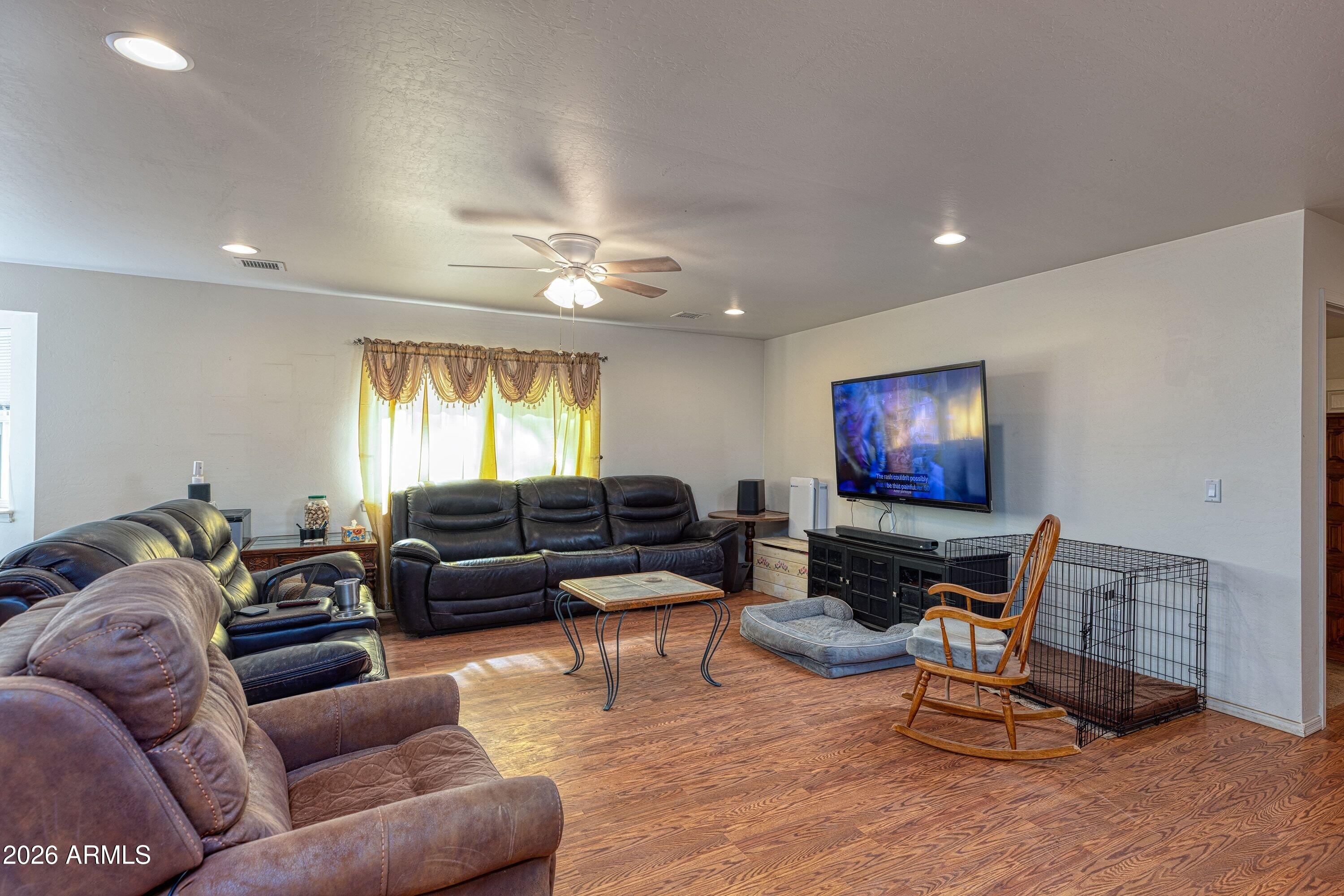 5107 Forest View Road Lakeside, AZ 85929 - Photo 7 of 30 Living Room