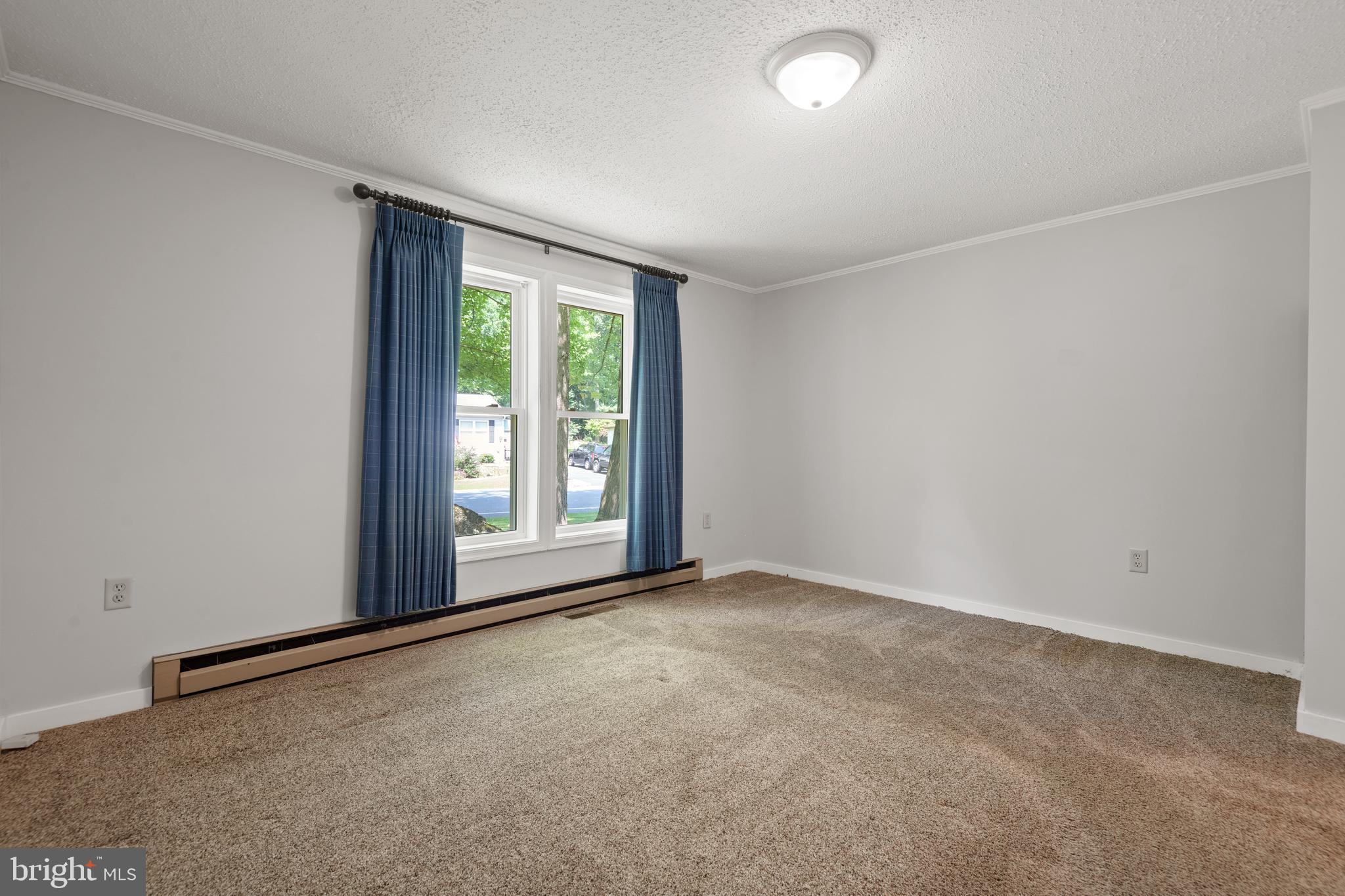 61 Maple Avenue Manheim, PA 17545 - Photo 24 of 40 Bedroom suite