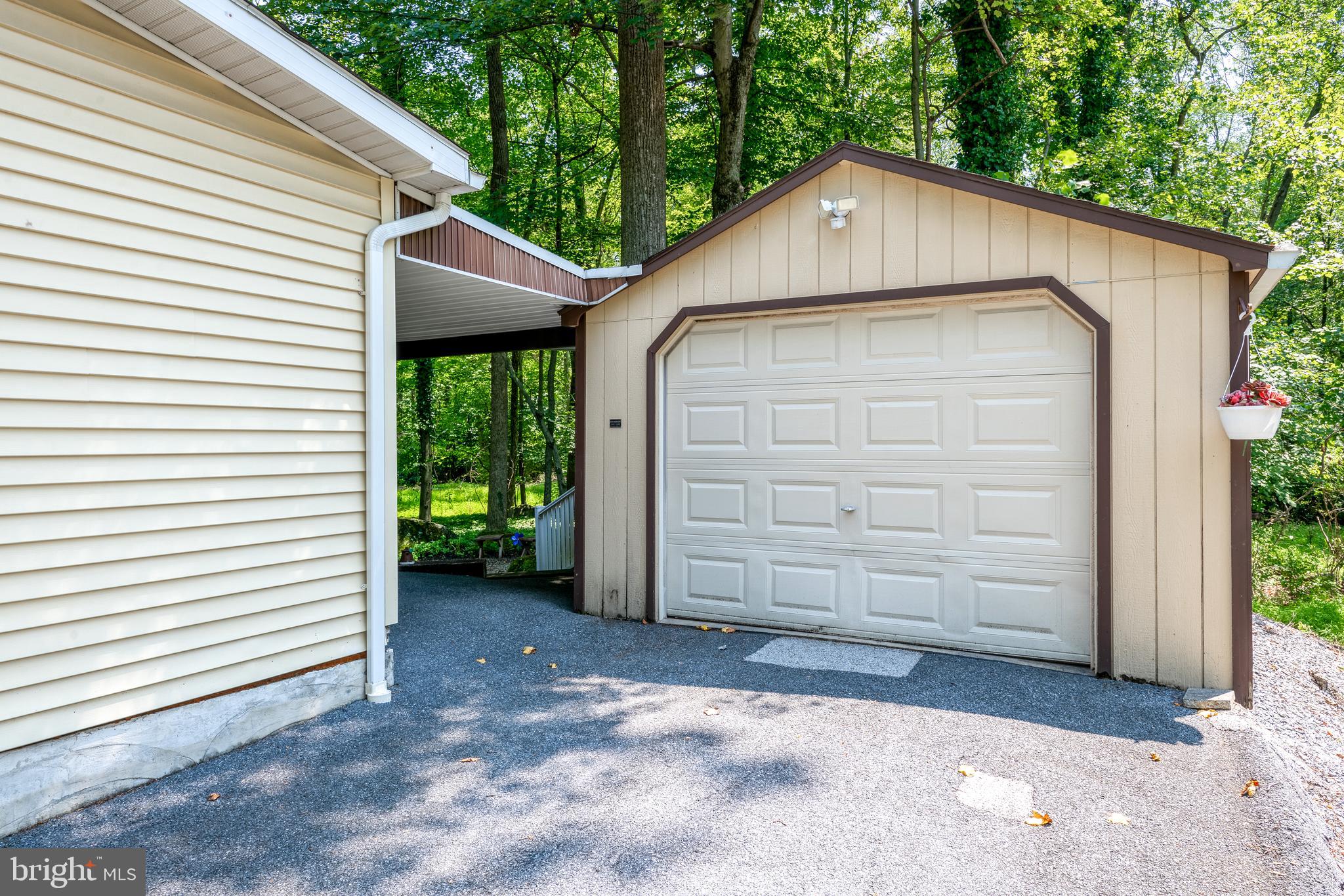 61 Maple Avenue Manheim, PA 17545 - Photo 30 of 40 Home is complimented with a garage