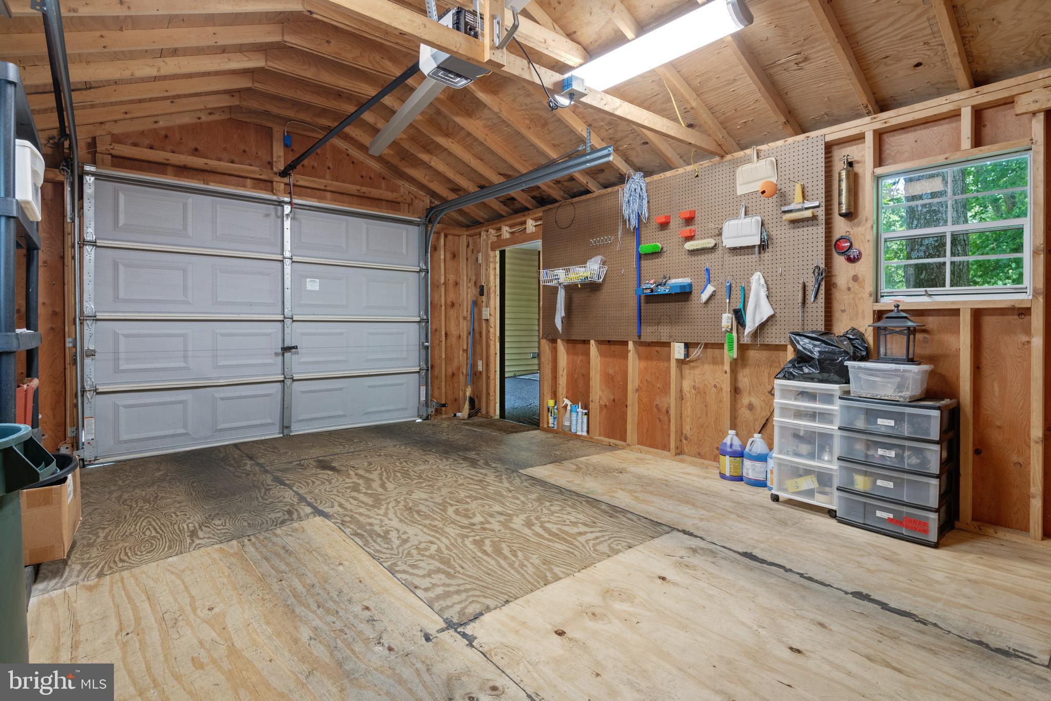 61 Maple Avenue Manheim, PA 17545 - Photo 32 of 40 Useful for cars and also miscellaneous storage