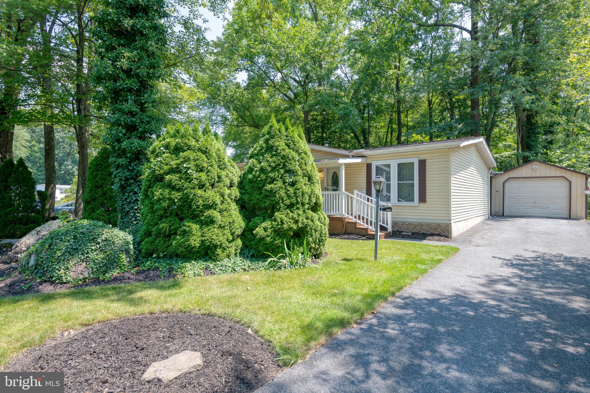 61 Maple Avenue Manheim, PA 17545 - Photo 39 of 40 A charming home in a picturesque location