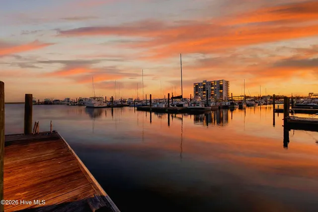 $6,500 | 440 Causeway Drive, Unit A, Wrightsville Beach, NC 28480