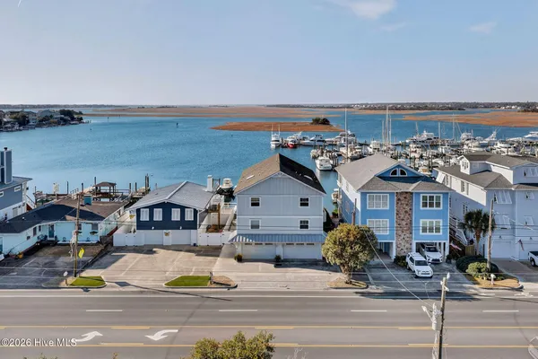 $6,500 | 440 Causeway Drive, Unit A, Wrightsville Beach, NC 28480