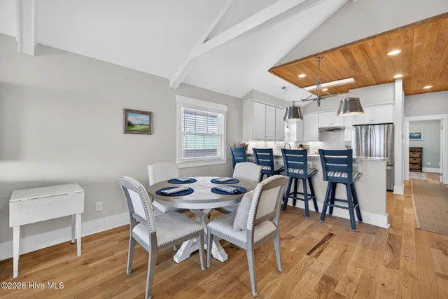 $6,500 | 440 Causeway Drive, Unit A, Wrightsville Beach, NC 28480