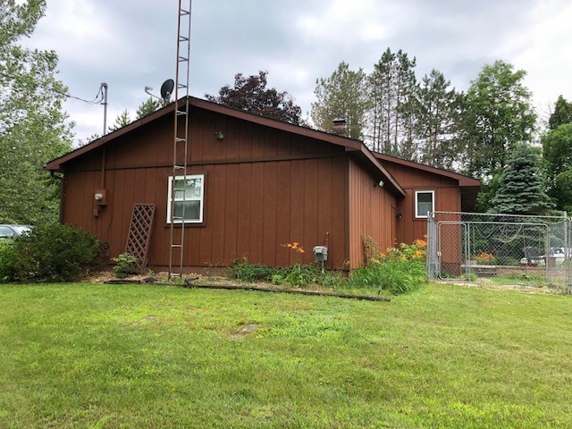 8062 West Mount Morris Road Flushing, MI 48433 - Photo 18 of 20 31386764-17.JPG