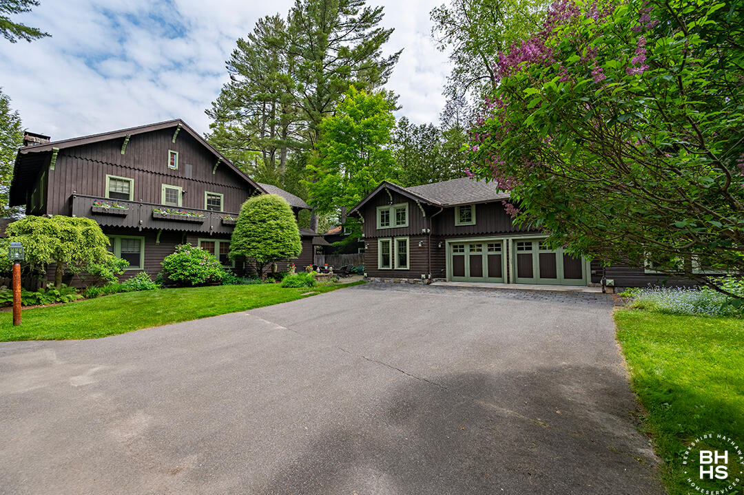 127 Victor Herbert Road Lake Placid, NY 12946 - Photo 6 of 109