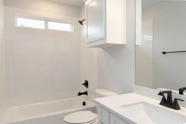$4,495 | 1609 Whisperwood Way, Midlothian, TX 76065