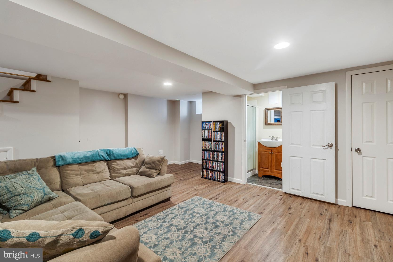 432 Old Farm Road Wyncote, PA 19095 - Photo 29 of 37