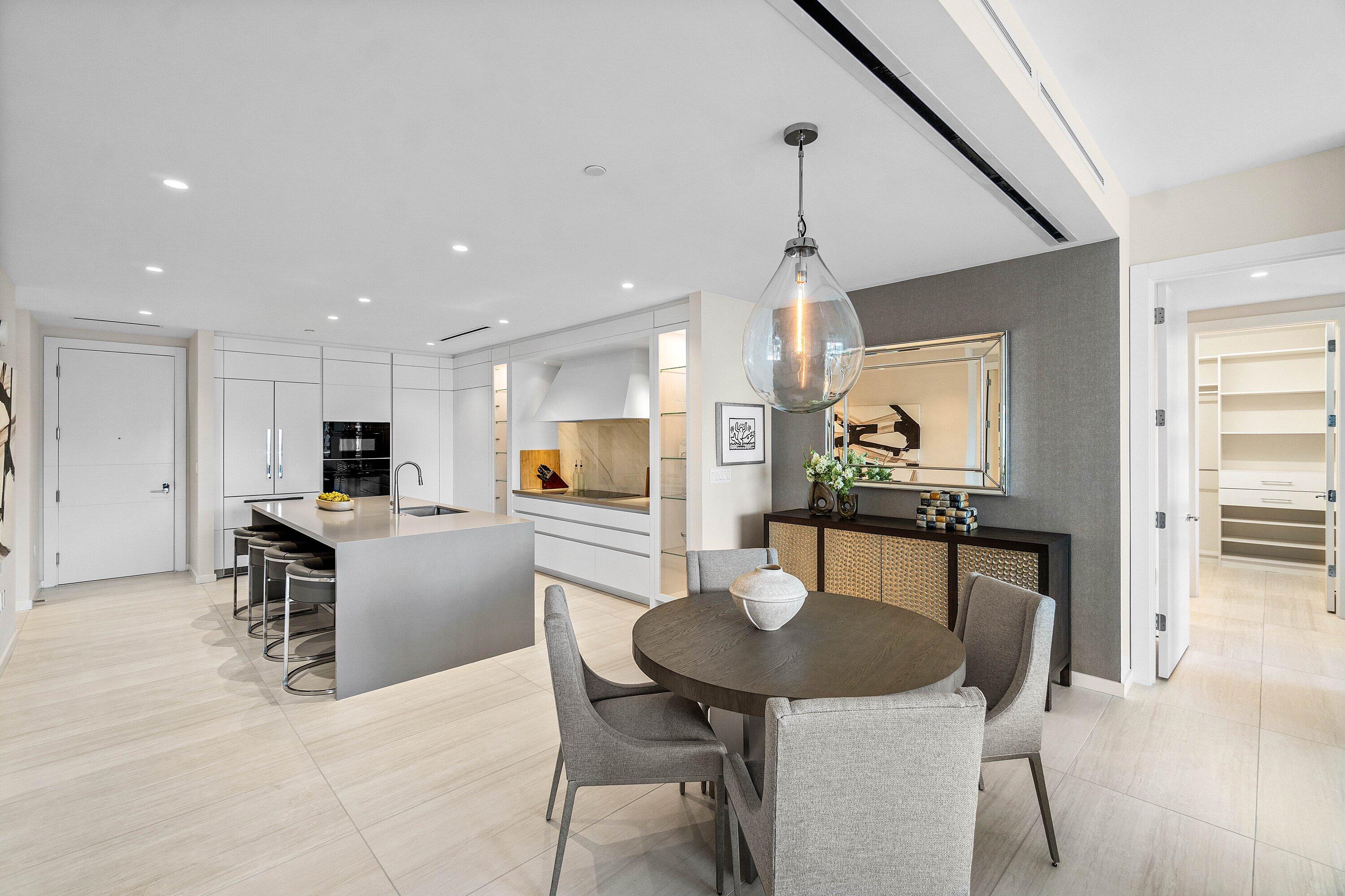 200 Southeast Mizner Boulevard, Unit 608 Boca Raton, FL 33432 - Photo 6 of 34 Dining Room