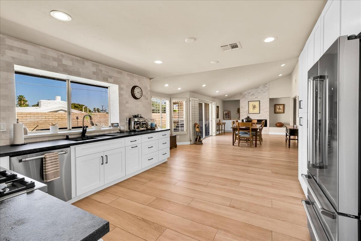 42670 Sandy Bay Road Bermuda Dunes, CA 92203 - Photo 12 of 57 15-15