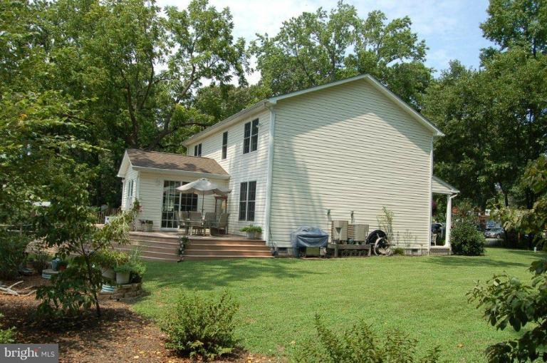 227 Pike Road Pasadena, MD 21122 - Photo 3 of 25 Exterior (General)