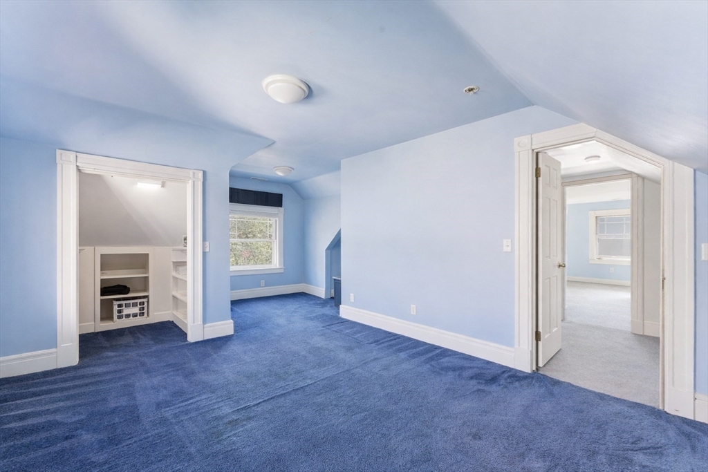 106 Magnolia Terrace Springfield, MA 01108 - Photo 13 of 27