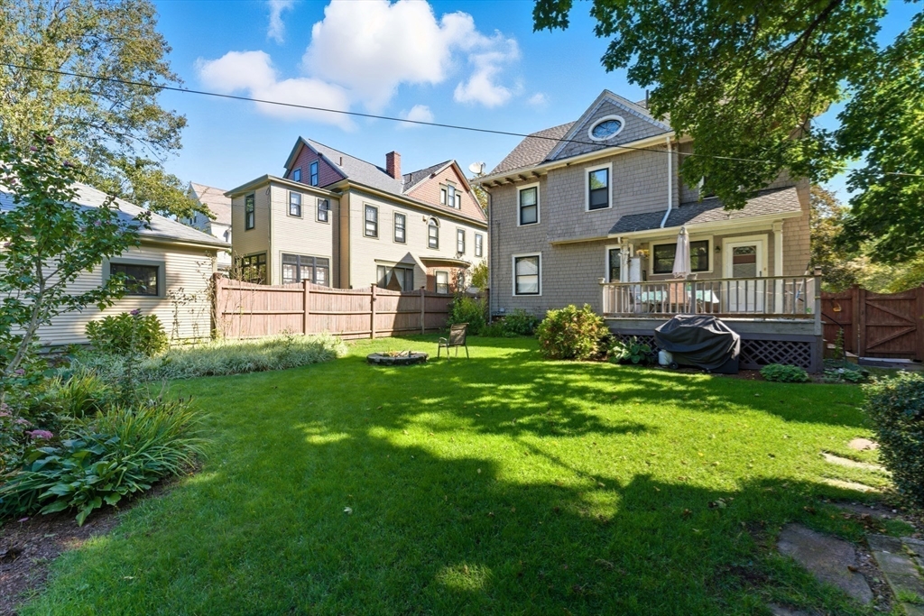 106 Magnolia Terrace Springfield, MA 01108 - Photo 22 of 27