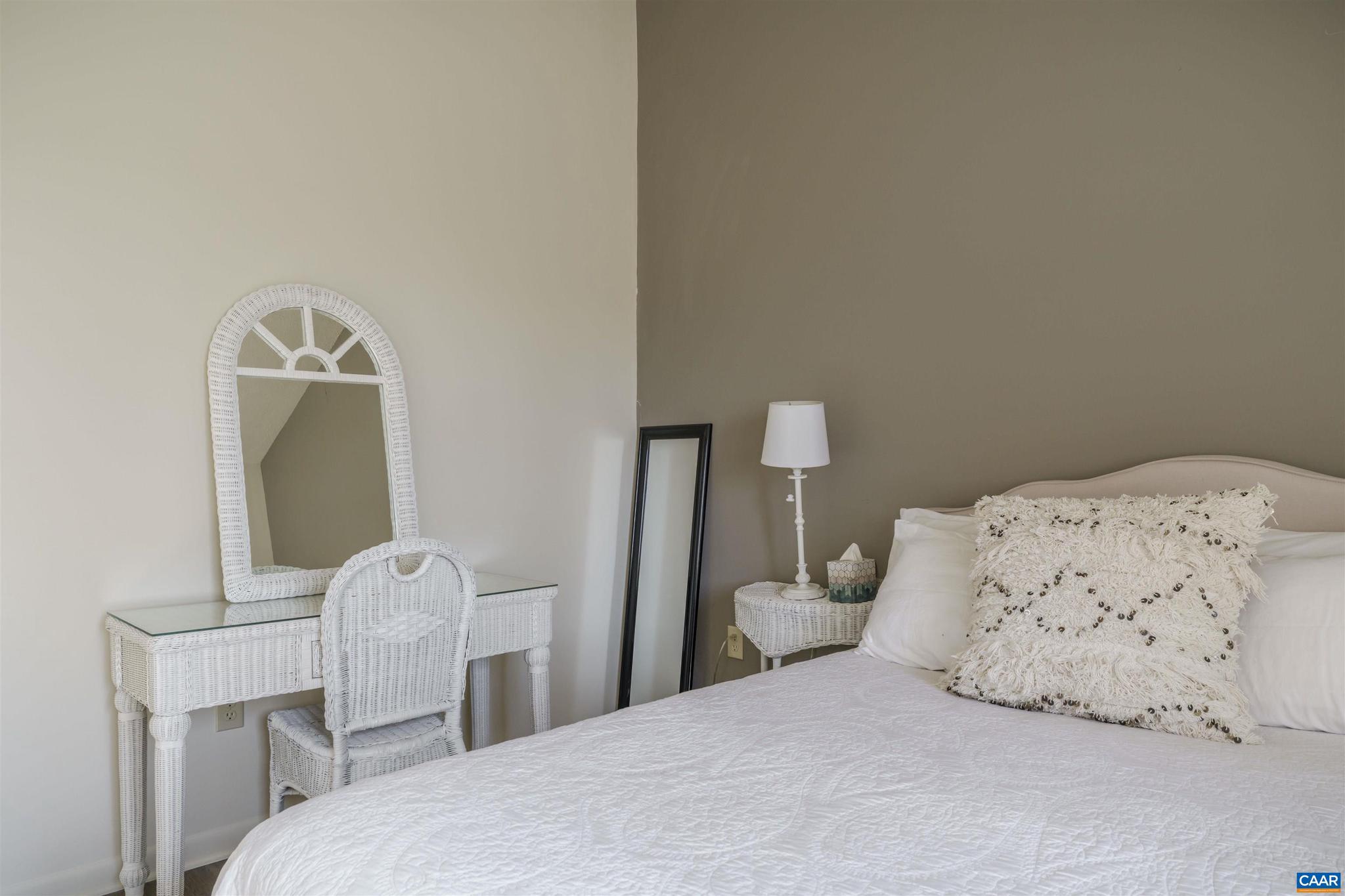 134 Turtle Creek Road, Unit 10 Charlottesville, VA 22901 - Photo 16 of 26