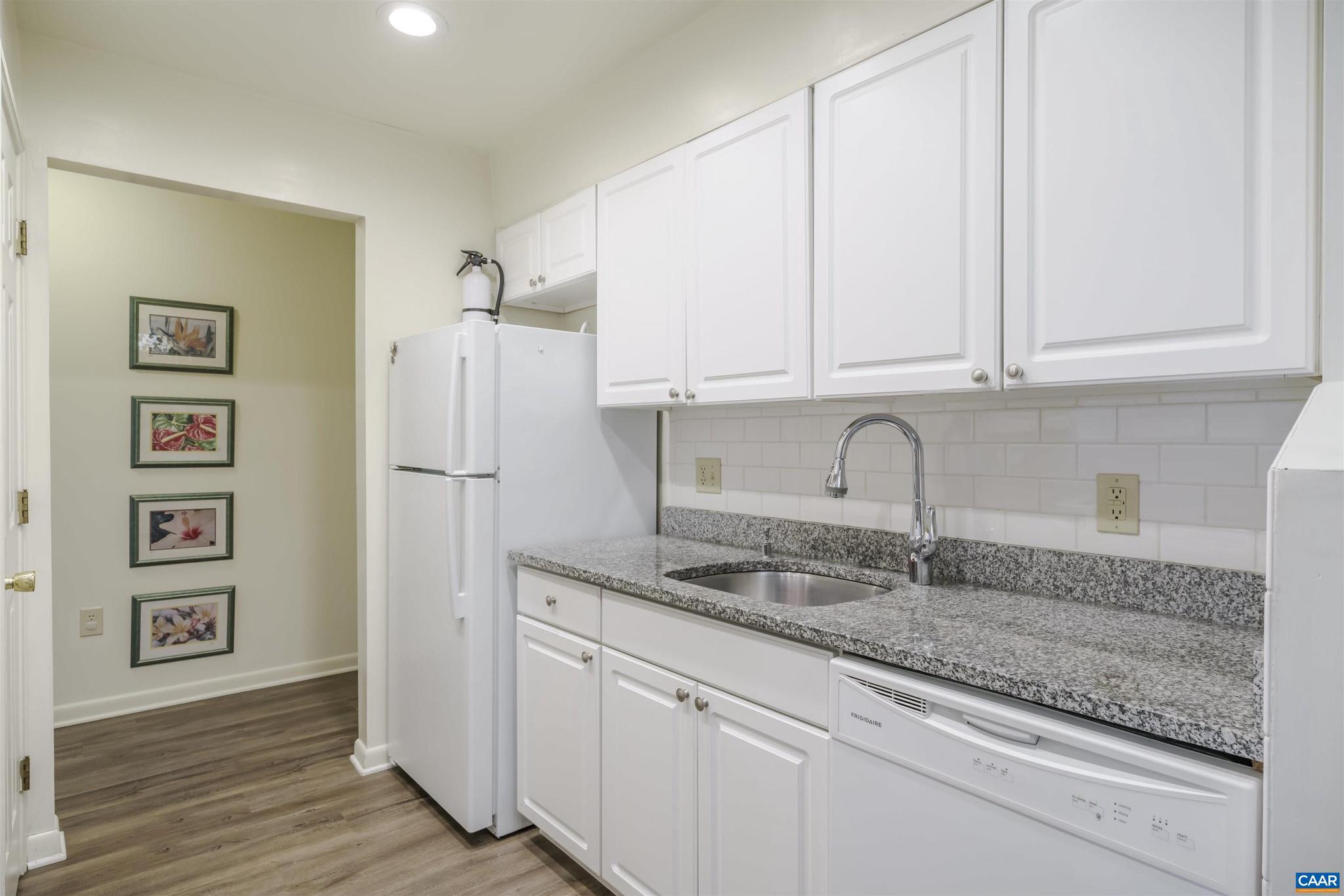 134 Turtle Creek Road, Unit 10 Charlottesville, VA 22901 - Photo 10 of 26