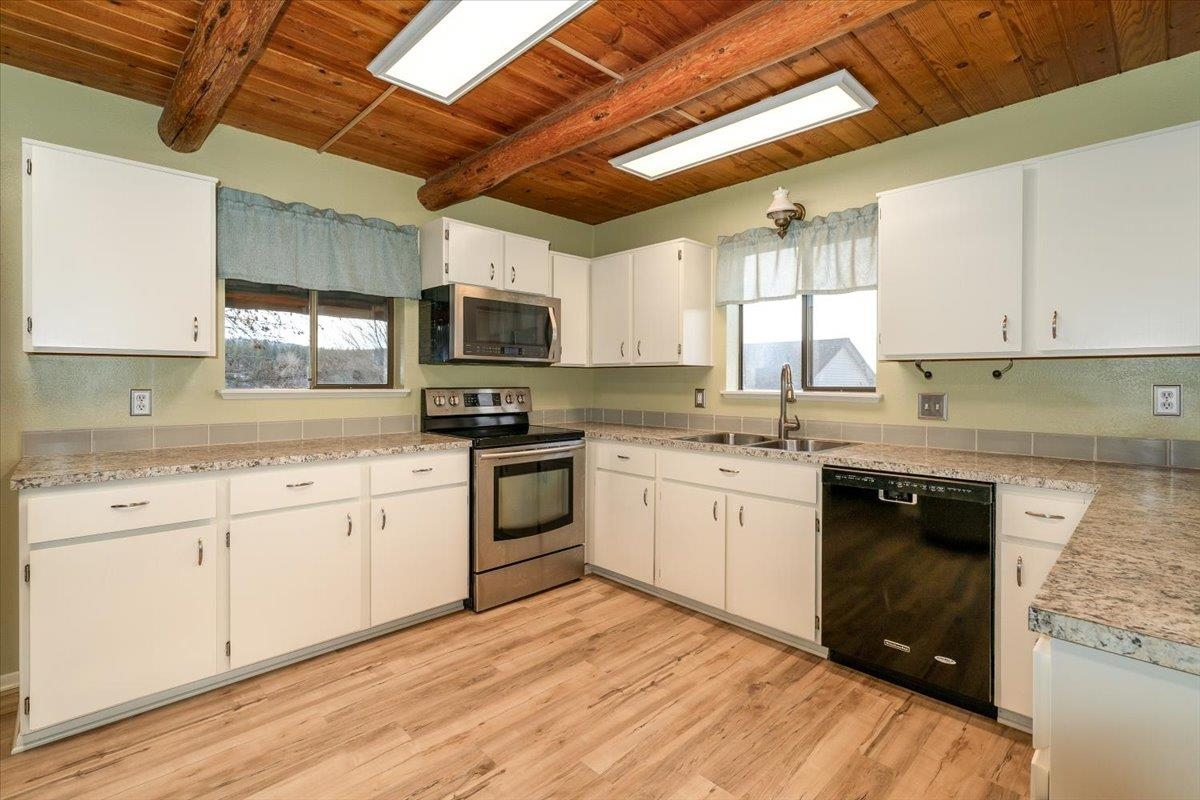 4817 South Madison Road Spokane Valley, WA 99206 - Photo 14 of 49